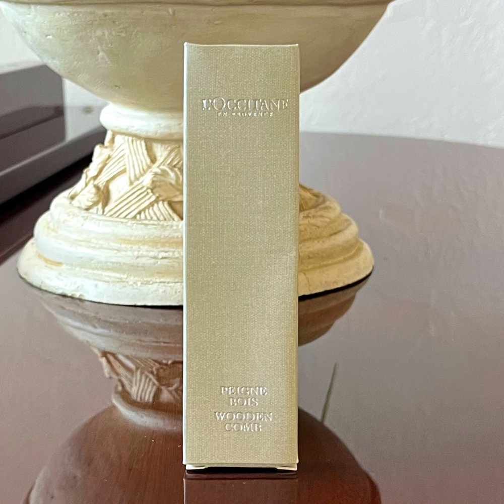 L’Occitane Travel Kit - Picture 8 of 12